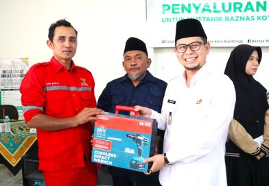 Wawako Ibnu Serahkan Zakat Pendidikan Mahasiswa ke Mesir dan Resmikan Program Z-AUTO Baznas