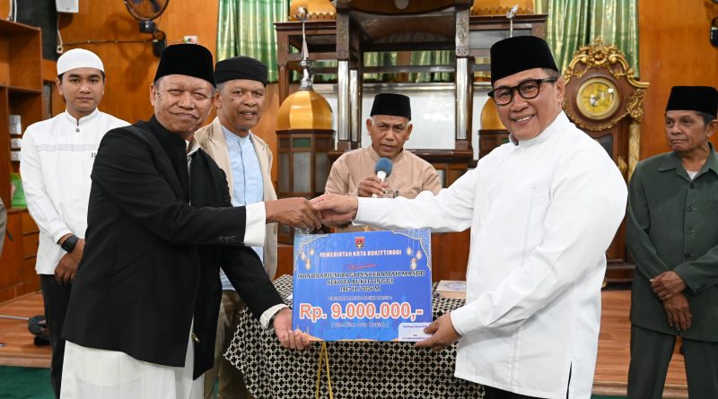 Hari Ketiga, Tim 1 Pemko Bukittinggi Safari Ramadhan ke Masjid Jami’ Tigo Baleh  ‎