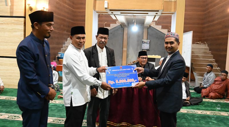 Hari Keempat, Tim 1 Pemko Bukittinggi Safari Ramadhan ke Masjid Jami’ Aur Kuning  ‎