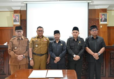 Nota Persetujuan Bersama Raperda tentang Perubahan APBD Tahun 2026 di Tandatangani